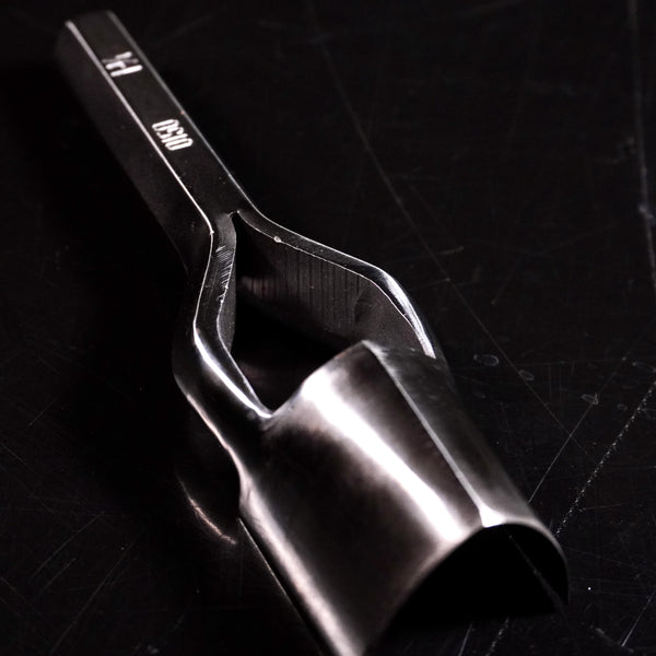 C.S. Osborne - Strap End Punch - English Point
