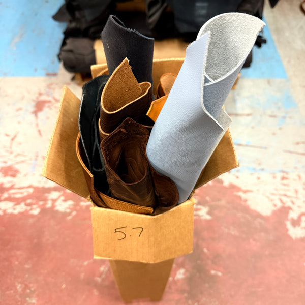 Auction Box - 5.70 kg (x1 Box)