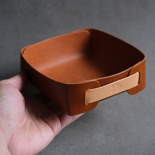 The Batten Trays
