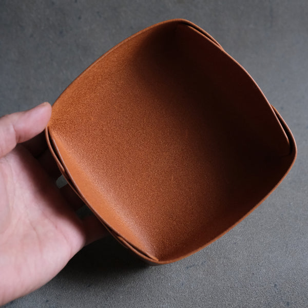 The Batten Trays
