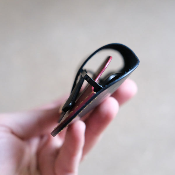 The Glasses Holder - DS Leather Goods Template