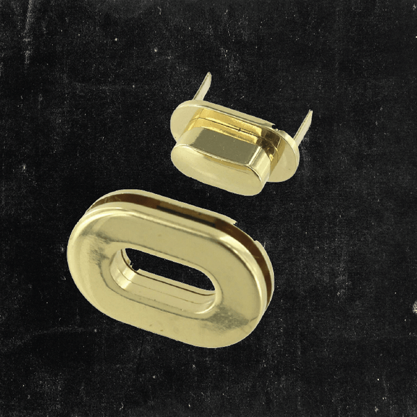 Magnetic Oval Closure - Solid Brass