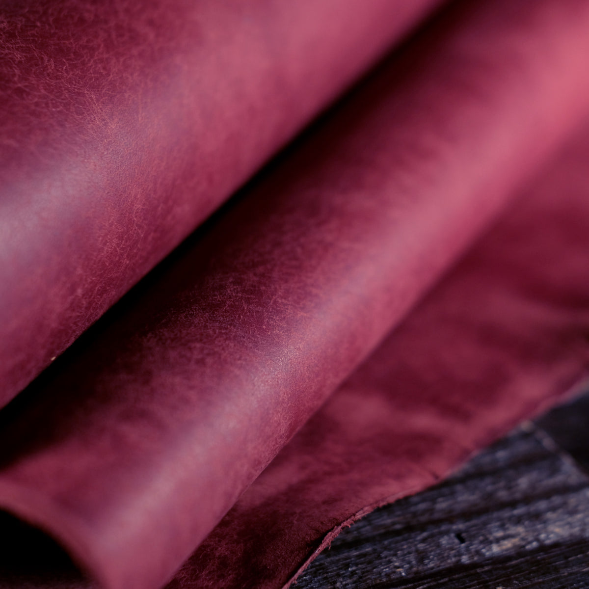 Badalassi Carlo - Pueblo: Burgundy 3-4oz – OA Leather Supply