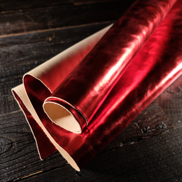 Conceria La Bretagna - Shiny Santa Red 3-4oz