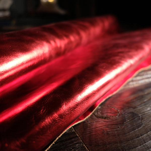 Conceria La Bretagna - Shiny Santa Red 3-4oz
