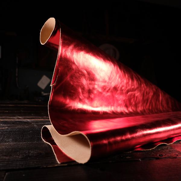 Conceria La Bretagna - Shiny Santa Red 3-4oz