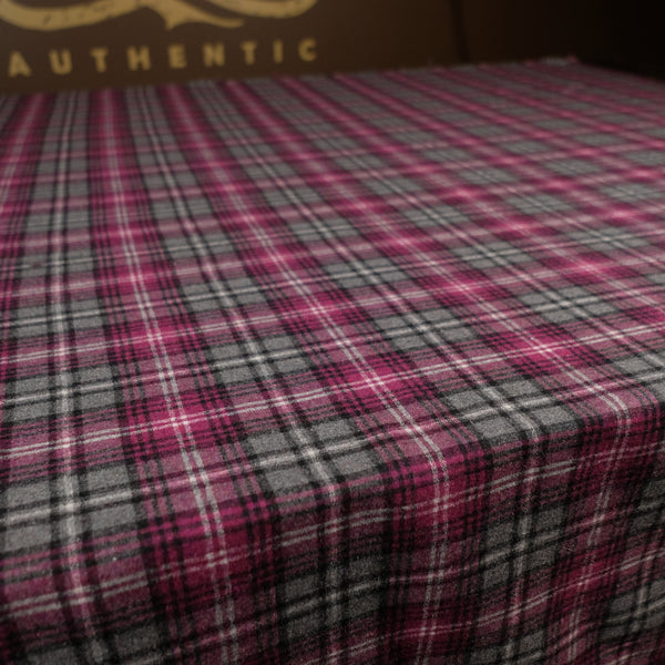 USA Textile - Wool Blend Plaid Grey / Fuchsia 7.5oz