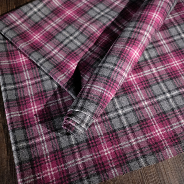 USA Textile - Wool Blend Plaid Grey / Fuchsia 7.5oz