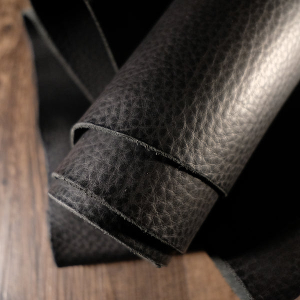 Horween Leather - Yukon Essex Black 4-5oz