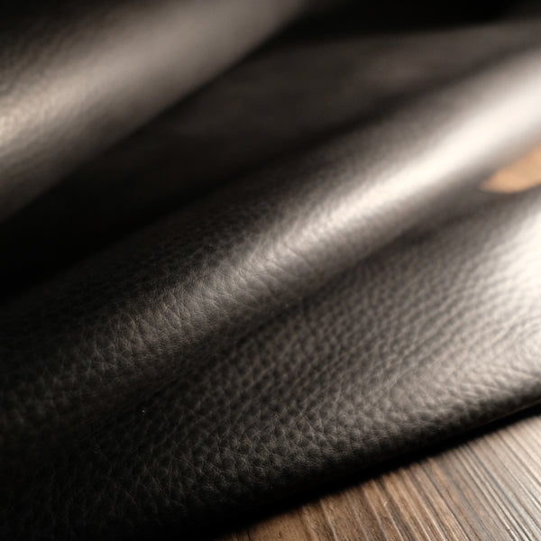 Horween Leather - Yukon Essex Black 4-5oz