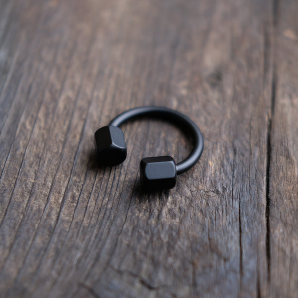 Horseshoe Key Ring Black Matte 26.7mm